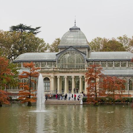 Appartamento Apartamento Retiro Madrid Esterno foto