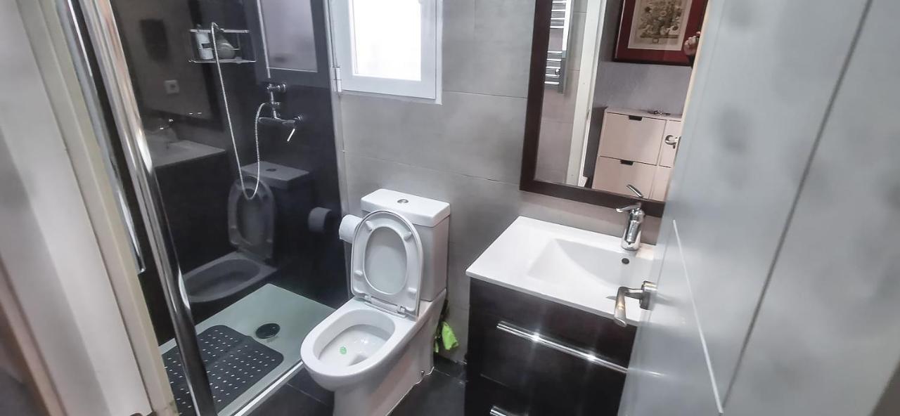 Appartamento Apartamento Retiro Madrid Esterno foto